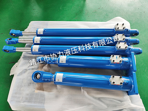 码头吊油缸